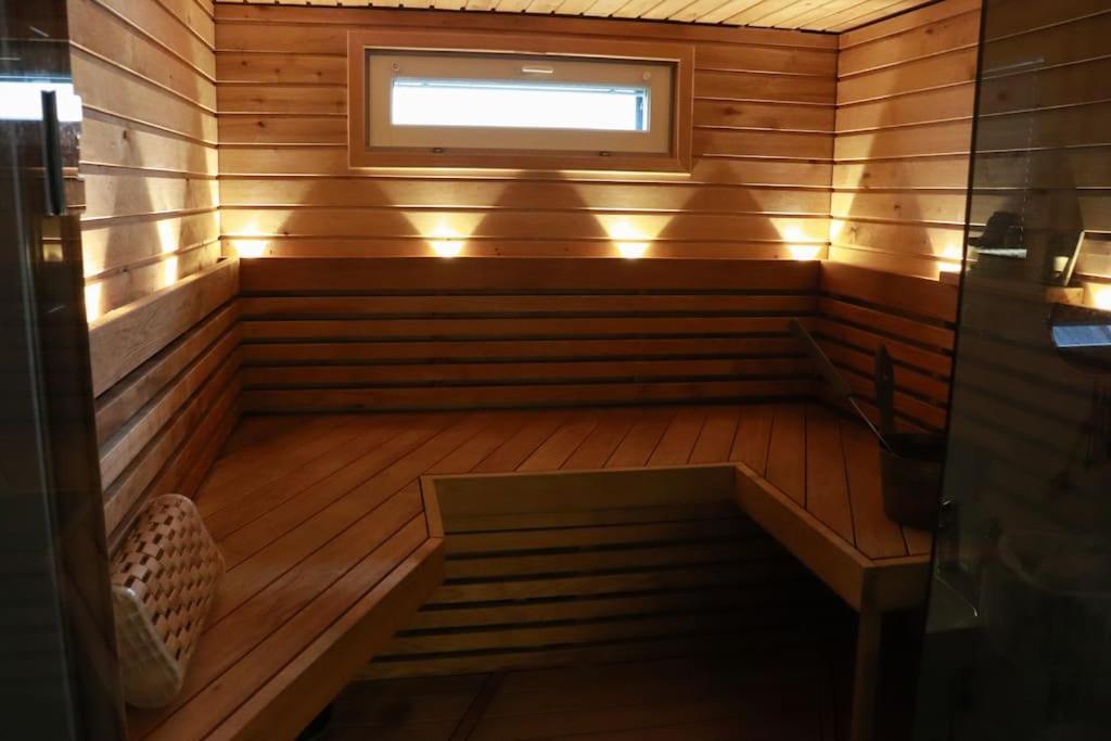 Cosy, Homely House With A Large Courtyard Saarenkylä Екстериор снимка